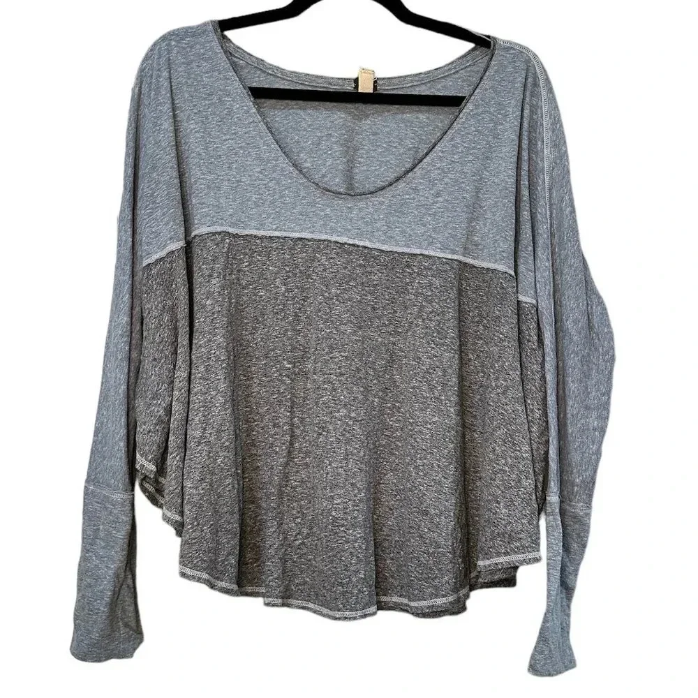 FREE PEOPLE / WE THE FREE Boxy Two Tone Long Sleeve T Shirt - Medium - Picture 1 of 9